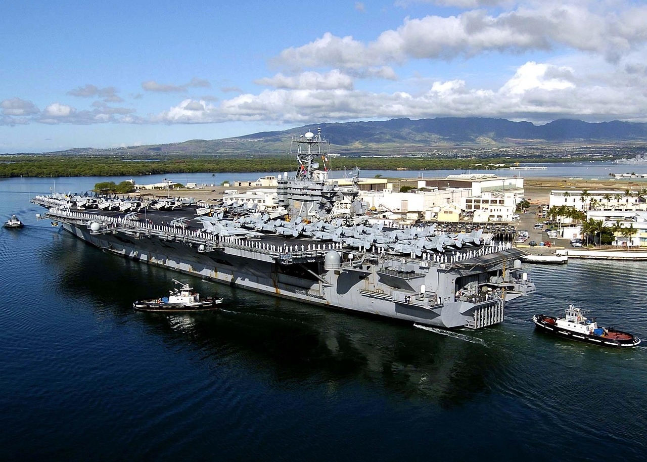 揭秘美國海軍4月004型核動力航母最新動態(tài)