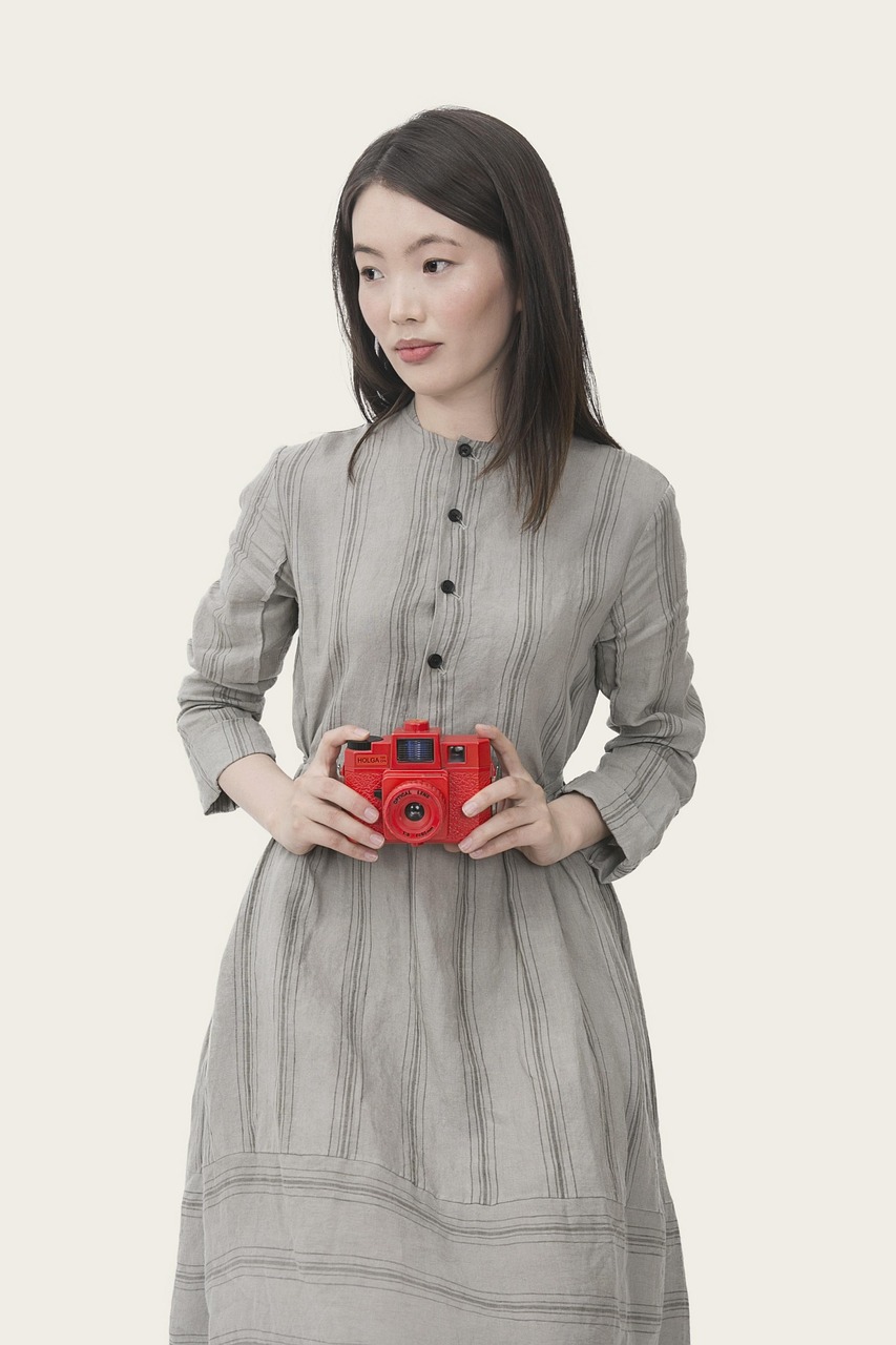 五月之星楊梓墨，演員之路的璀璨星辰
